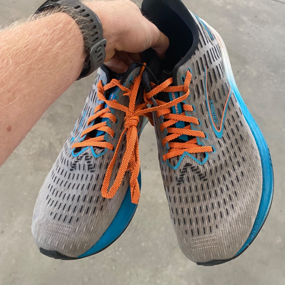 Brooks Hyperion Max - Picture 3 of 4